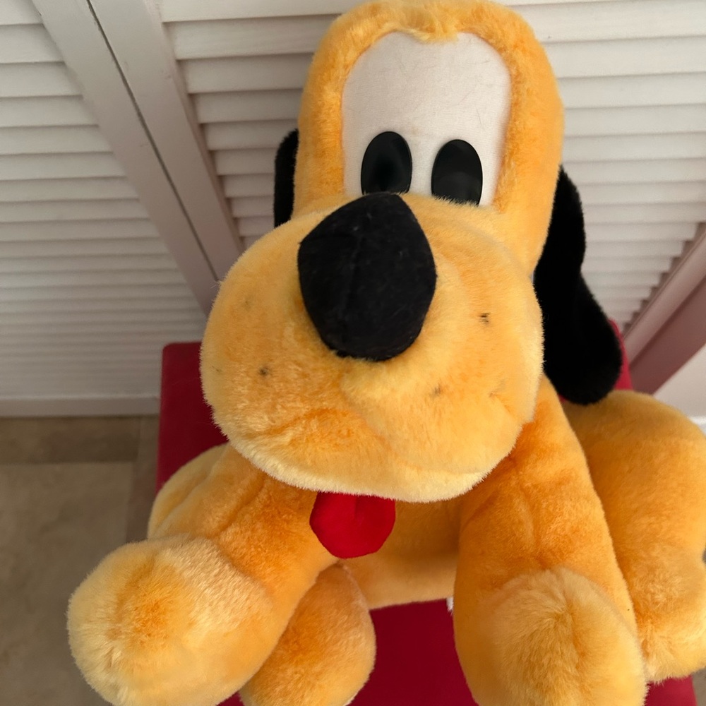 Disney Vintage Plush Pluto Disneyland